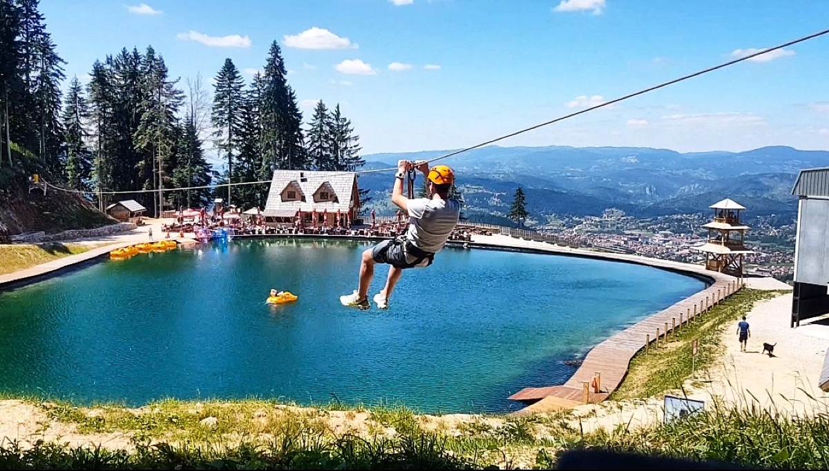 Zip-line at Ravna Gora